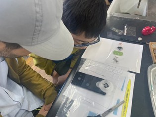 モバイル顕微鏡でミクロの世界を探検しよう！