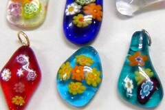 科学フェスタ　ガラスのペンダントを作ろう！